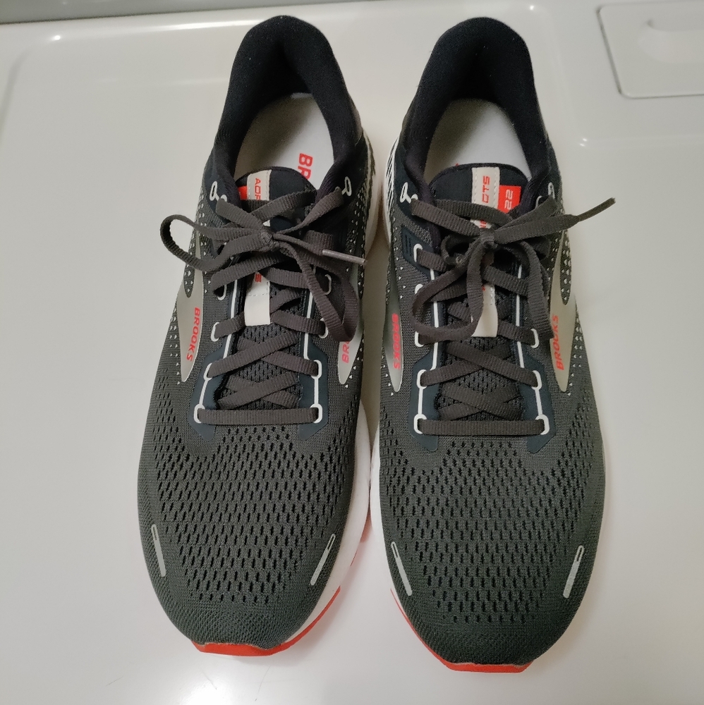 Brooks Adrenaline GTS 22's 11.5